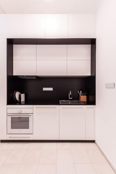 Eszter'S Lovely Downtown Apartment Budapest Exterior photo